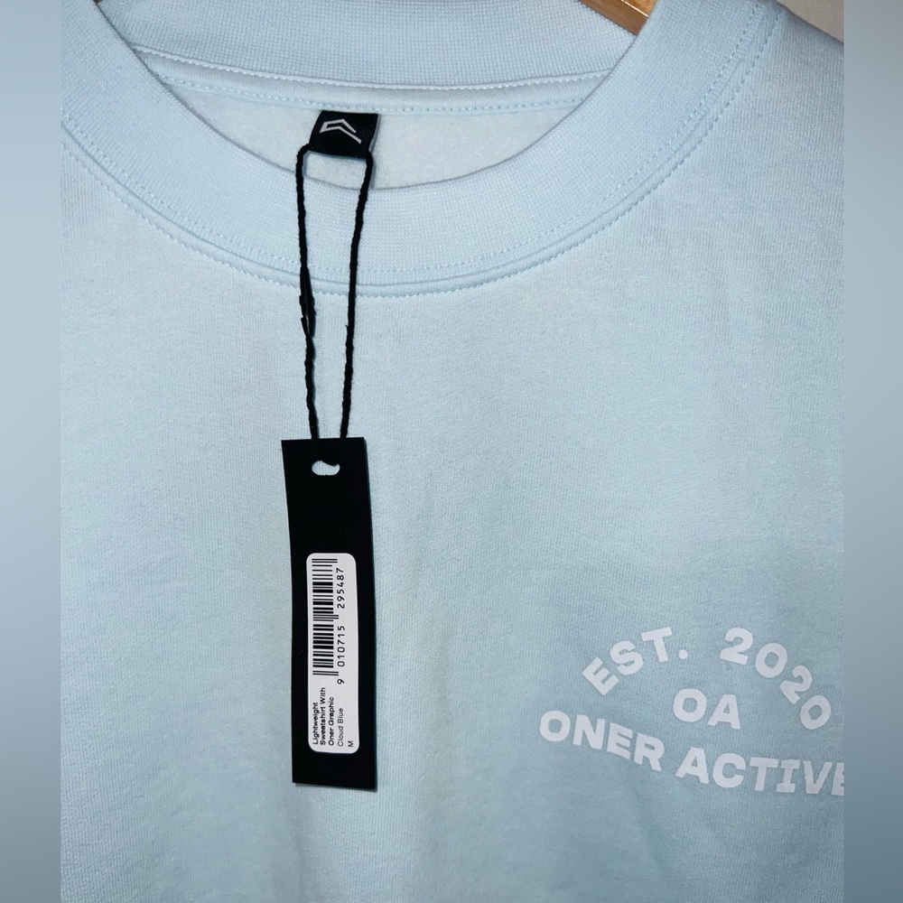 ONER ACTIVE LIGHTWEIGHT SWEATSHIRT WITH ONER GRAPHIC IN CLOUD BLUE - M - Picture 4 of 5